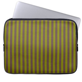 Gestreept patroon in chocoladebruin en olijfgroen laptop sleeve