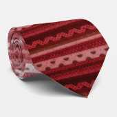 Gestreept patroon rood stropdas (Opgerold)