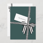 Gestreepte Bow Flat Invitation Kaart Groen (Voorkant / Achterkant)