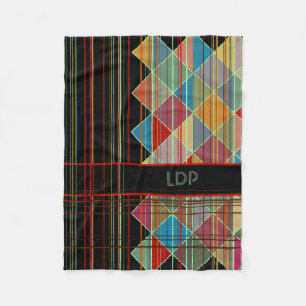 Gestreepte driehoeksvormen met Initialen op zwart Fleece Deken