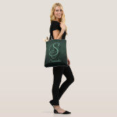 Gestreepte groene, stijlvolle rustige monogram bos tote bag (Op model)