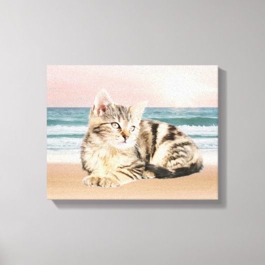 Gestreepte kat zittend op strand zonsondergang Oli Canvas Afdruk (Voorkant)