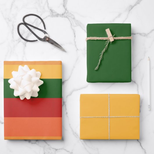 Gestreepte kleuren van herfstpapierbladen inpakpapier vel (Voorkant)