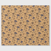 Gestreepte Mosterd Halloween Paddestoel en Vlinder Cadeaupapier (Vlak)