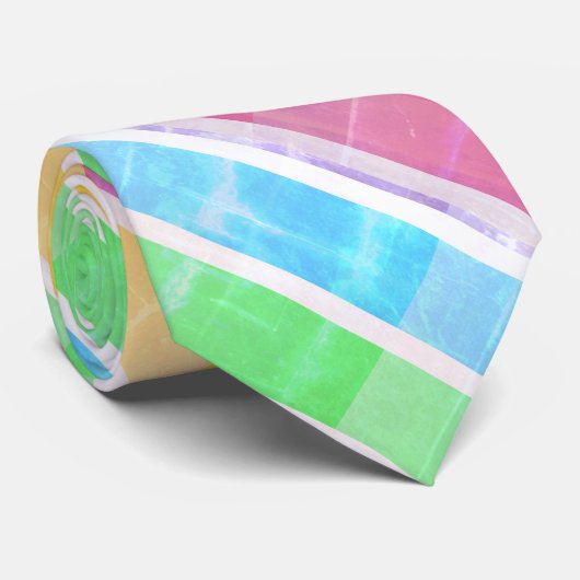 Gestreepte regenboog gekleurd stropdas (Opgerold)