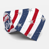 Gestreepte rode witte en blauwe 2-sterrengedraaide stropdas (Opgerold)