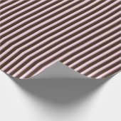 Gestreepte roze en bruine lijnpatroon cadeaupapier (Hoek)