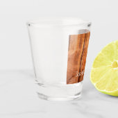 Gestreepte steen van Double Arch Alcove II bij Zio Shot Glas (Links)