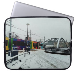 Gestreepte tram laptop sleeve