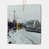 Gestreepte trams keramisch ornament (Links)