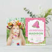 Gestreepte Watermeloen Verjaardag Uitnodiging met  (Staand voorkant)