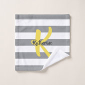 Gestreepte witte grijs en geel, gepersonaliseerd bad handdoek (Wasdoekje)
