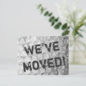 Gestresste bubble wrap textuur bewegende briefkaar aankondigingskaart (Staand voorkant)