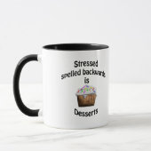Gestrest gespeld achterstevoren is desserts mok (Links)