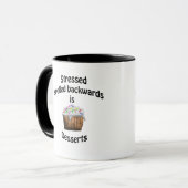 Gestrest gespeld achterstevoren is desserts mok (Voorkant links)