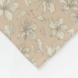 Gestrooide bloesems op lichtbeige - naadloos patro fleece deken