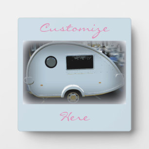 Gestroomlijnde trappenaanhangwagen met zigeunercar fotoplaat