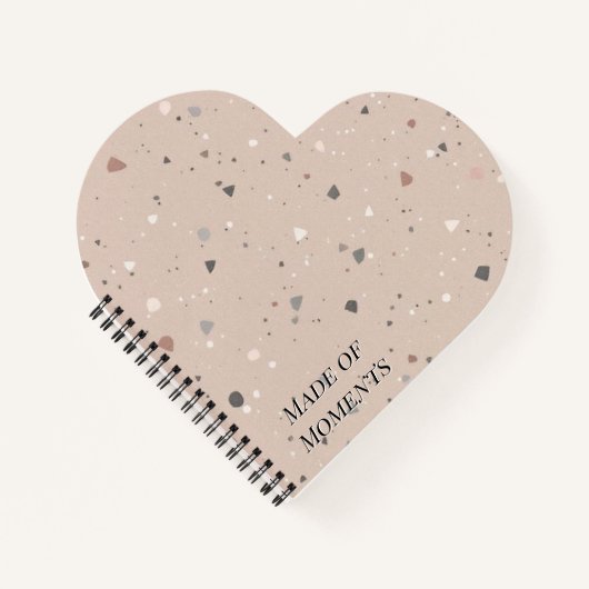 Gestuctuurd Terrazzo Patroon | Mocha Mousse Elegan Notitieboek (Voorkant)