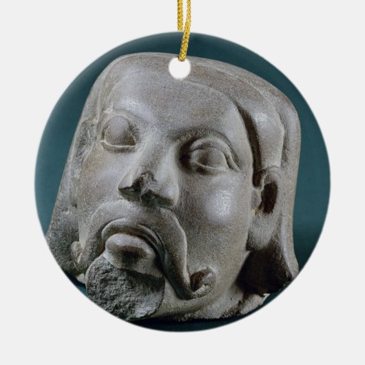 Gestuffte zandsteenkop van een buitenlander, Sarna Keramisch Ornament (Voorkant)