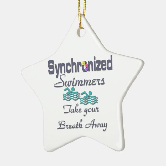 Gesynchroniseerde zwemmers keramisch ornament (Links)