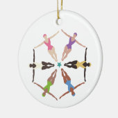 Gesynchroniseerde zwemmers keramisch ornament (Links)