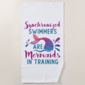 Gesynchroniseerde zwemmers zijn Mermaids in opleid Strandlaken (Voorkant)
