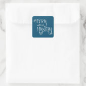 Get Cosy met een Mystery (wit) Vierkante Sticker (Tas)