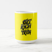 Get Rich or Die Tryin — Chrome Typography Motivati Koffiemok (Center)