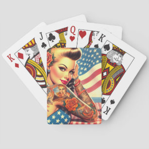 Getatoeëerd Amerikaans meisje Pokerkaarten