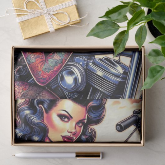 Getatoeëerd biker meisje tissuepapier (Geschenk)