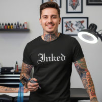 Getatoeëerd gotisch lettertype voor tatoeeliefhebb