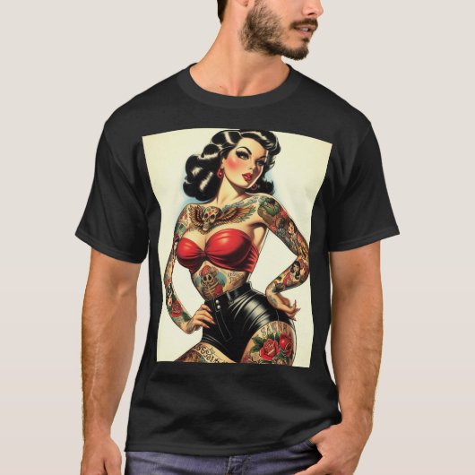  getatoeëerde pin-up t-shirt (Voorkant)