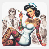 Getatoeëerde verpleegster pin-up vierkante sticker (Voorkant)