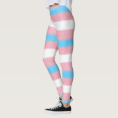 Getelegrafeerde bandkleurstrips met transgenderpri leggings (Links)