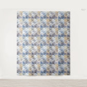 Getextureerd lichtblauw, beige zigzag wandkleed (Voorkant)