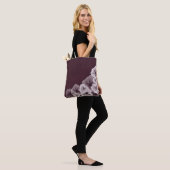 Getextureerde Bourgogne met bloemen Tote Bag (Op model)