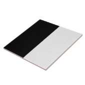 Getextureerde zwart wit twee kleuren halve strepen tegeltje (Zijkant)