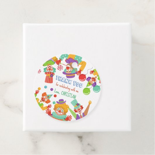 Getoonde naam circusverjaardagsfeestje bedankjes labels (In situ)