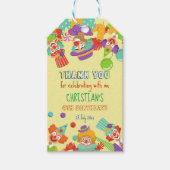 Getoonde naam circusverjaardagsfeestje cadeaulabel (Voorkant)