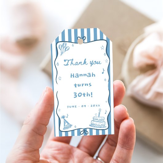 Getrokken Dertig, Flirty, & bloeiende 30e verjaard Cadeaulabel