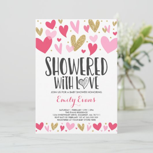 Getrokken met de inviteringsharten van het Baby sh Kaart (Staand voorkant)