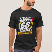 Getrouwd 68 jaar Grappig 68e bruiloft Jubileum T-shirt (Voorkant)