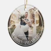 Getrouwd & Blij Eerste Kerstmis Aangepaste Foto Keramisch Ornament (Links)
