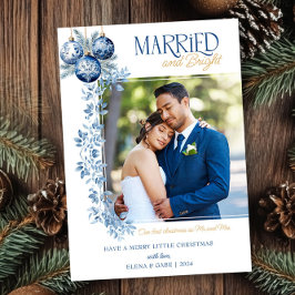 Getrouwd en felblauwe Pas getrouwd kerstfoto Feestdagenkaart