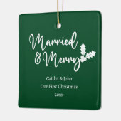 Getrouwd en Merry First Christmas Pas getrouwd Gro Keramisch Ornament (Links)