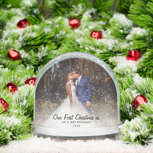 Getrouwd en Vrolijk Eerste Kerstfoto's Custom Sneeuwbol (Kerstmis)