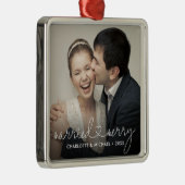 Getrouwd en vrolijk hart script moderne aangepaste metalen ornament (Rechts)