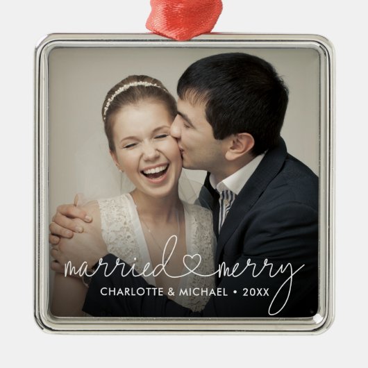 Getrouwd en vrolijk hart script moderne aangepaste metalen ornament (Voorkant)