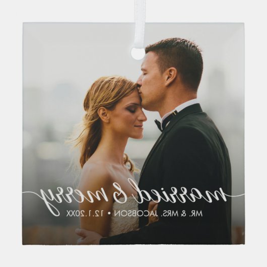 Getrouwd en Vrolijk Huwelijk Foto Eerste Kerstmis Glas Ornament (Achterkant)