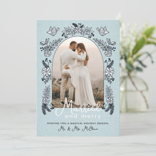 Getrouwd en Vrolijk Kerstmis Bruiloft Foto Arch Feestdagenkaart (Staand voorkant)